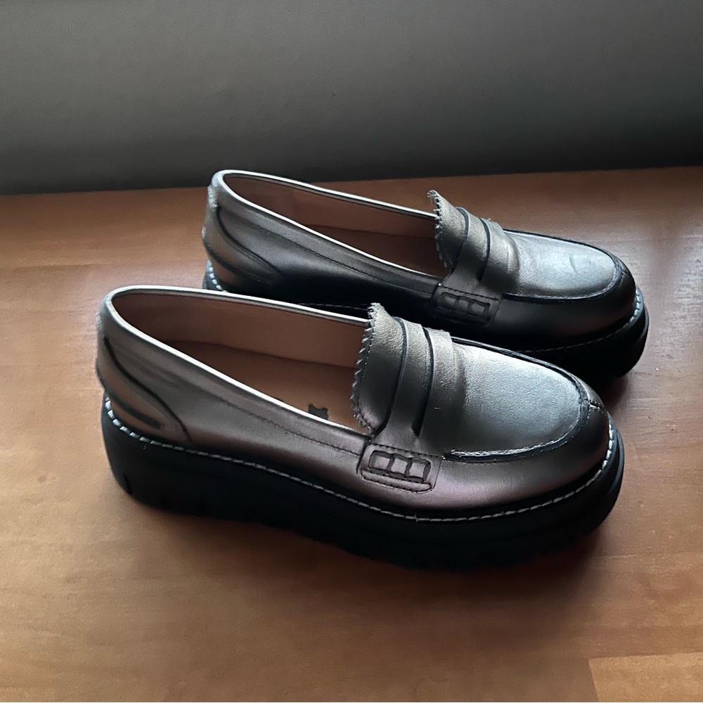 NWOT! J Slides Metallic Platform Loafers size 5.5